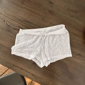 LA VIE EN ROSE cover up shorts